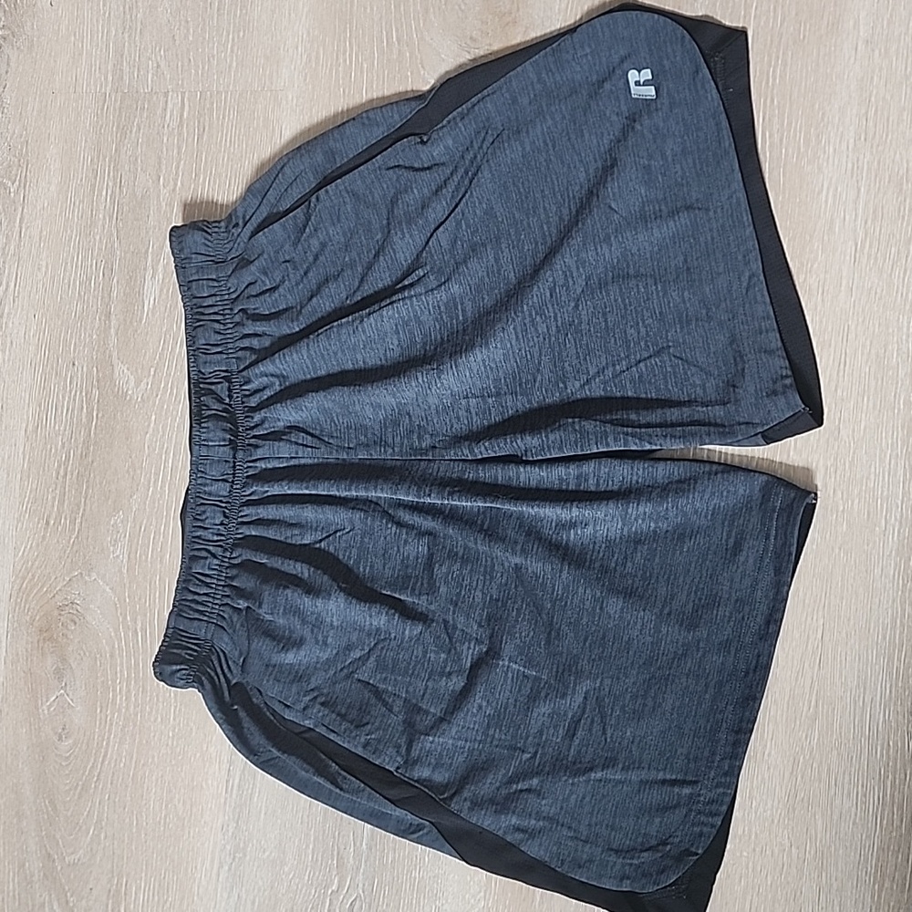 Men's athletic shorts size medium